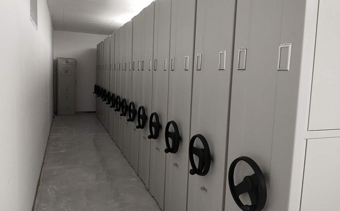 �ܼ����Ƿ���ڹ̶��Y�a