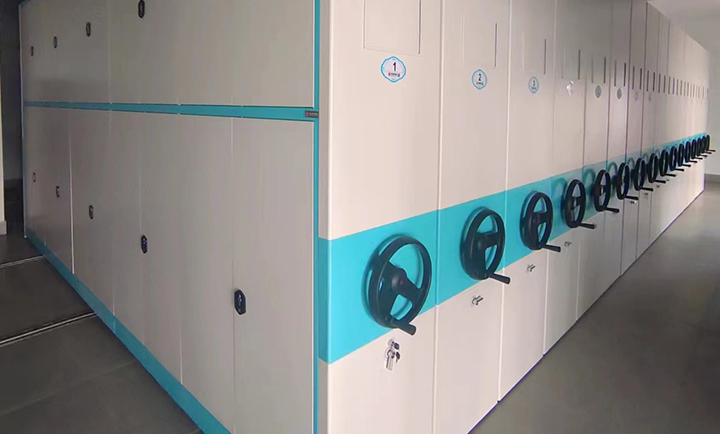 �����ܼ���ÿ�����r����٣���ô��r��