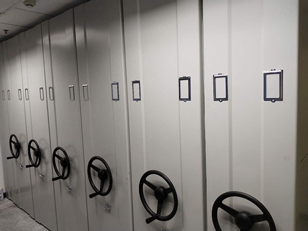 1591149136913115.jpg 手動密集柜產品