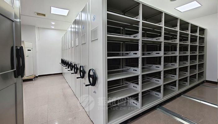 1696922243458820.jpg 智能電動(dòng)密集柜軌道式移動(dòng)檔案架 (41).jpg